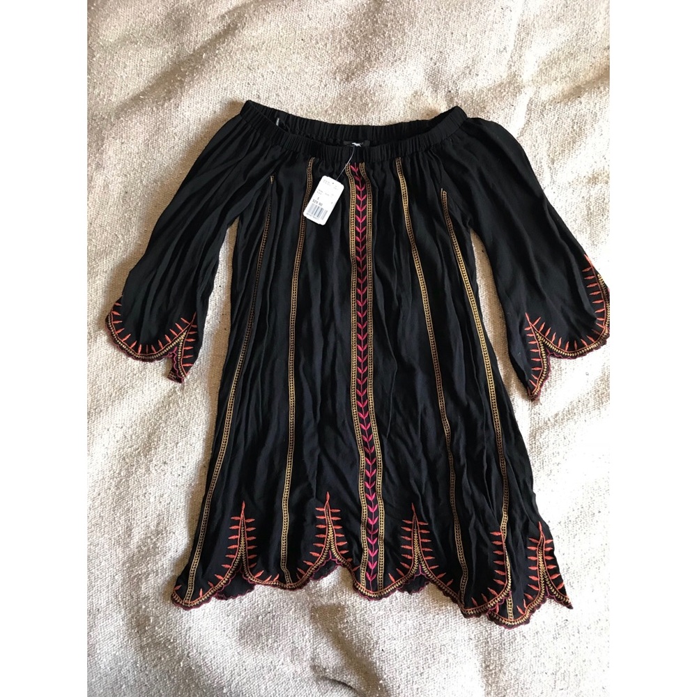NWT Off the shoulder dress